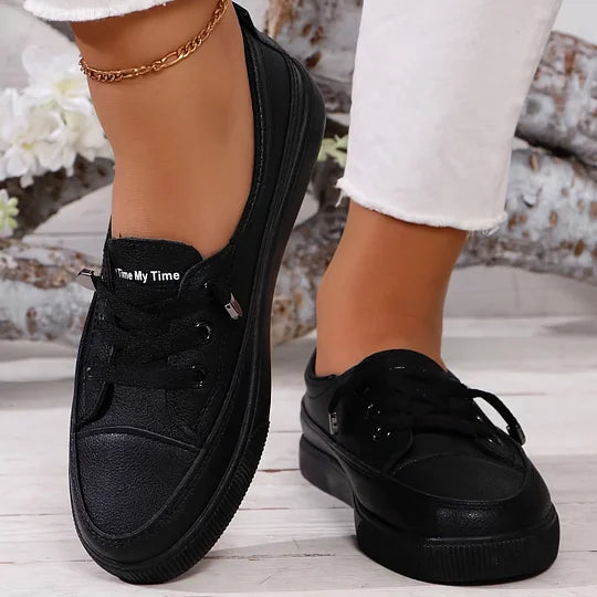 Quinn | Women’s Lace Up Casual Sneakers